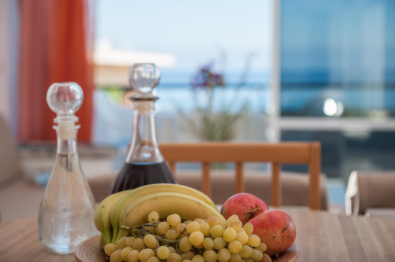 Food & Drinks, Rouladina Apt 5 in Stalos, Crete