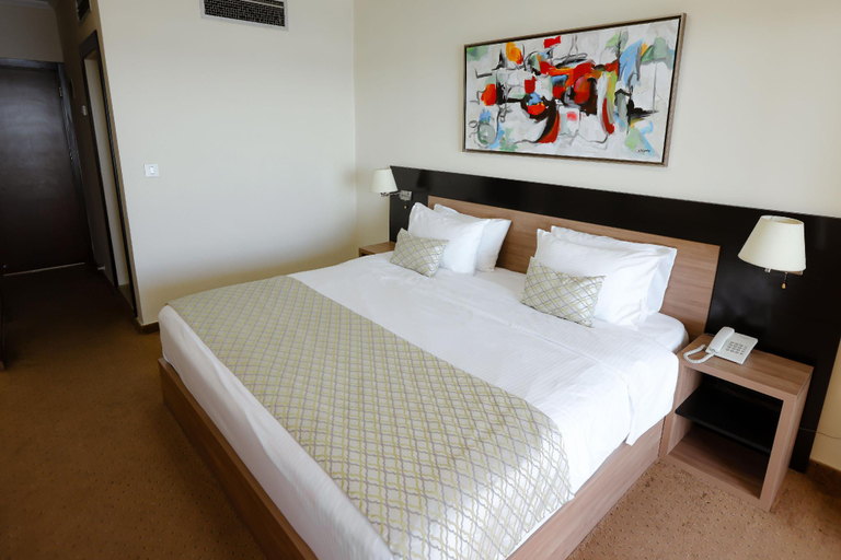Bedroom 2, La Vida Suite, Beirut