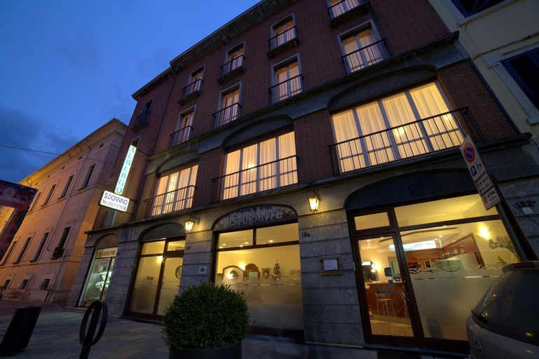 Others 5, Hotel San Donnino, Parma