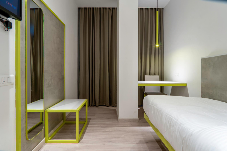 Bedroom 21