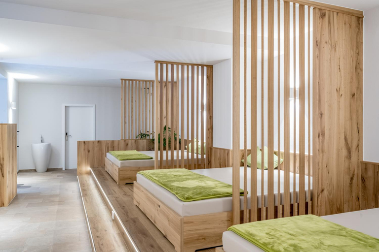 Bedroom, Alpenhotel Zimba, Bludenz