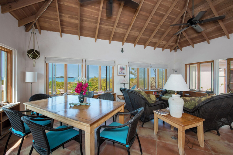 Others 5, Pink Sands Retreat: Secluded Estate With Pool
