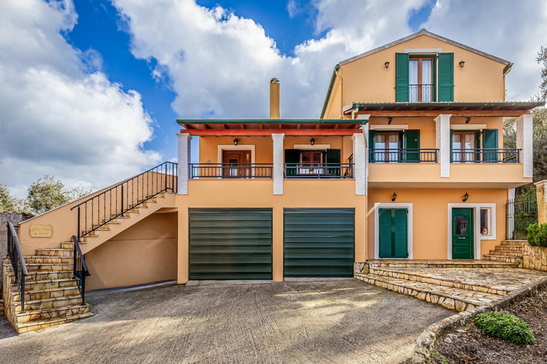 Others 3, Lola's House, Ionian Islands