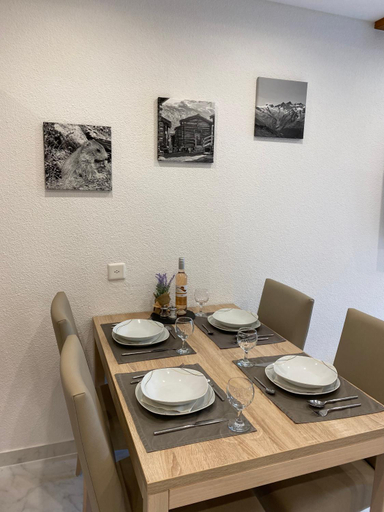 Others 3, Apartments Arcadia, Visp