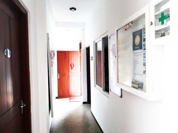 Public Area 2, Catamaran Beach Hotel, Hikkaduwa