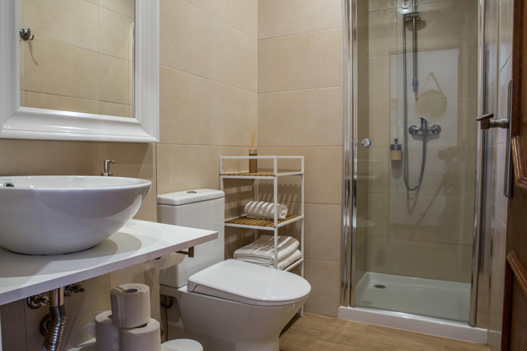 Bathroom 2, Mostarda Boutique Apartment, Vila do Conde