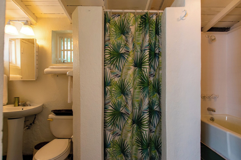 Bathroom, Captain'S Quarters: Restored Waterfront Home With Sunset Views