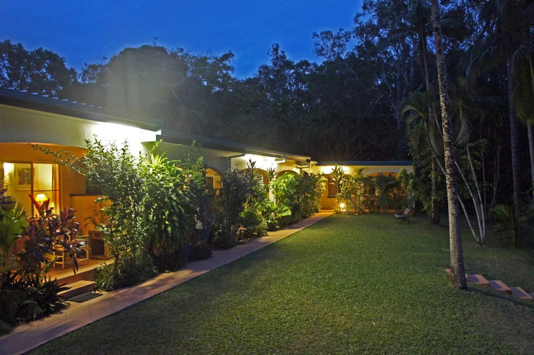 Exterior & Views, Villa Marine Holiday Apartments Cairns, Cairns