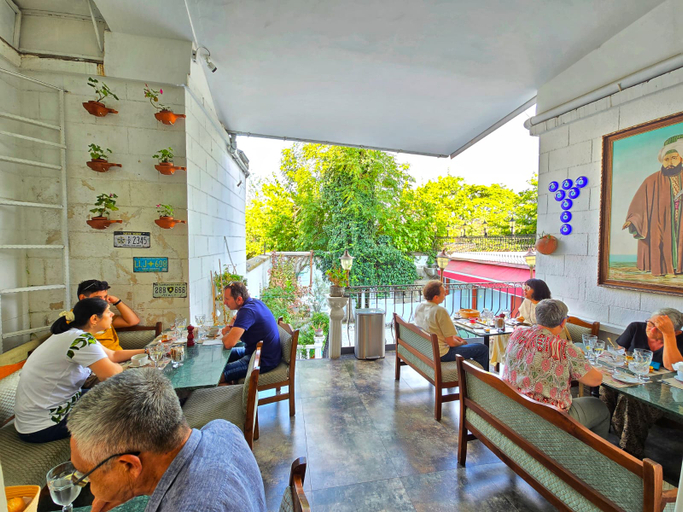 Food & Drinks 5, Solomon's Mansion Hotel, Fatih