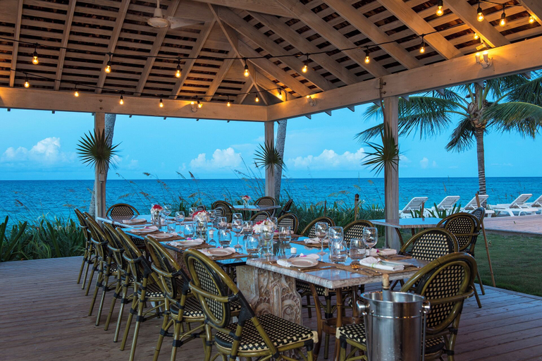 Food & Drinks, Seaside Serenity: Private Home With Ocean Views