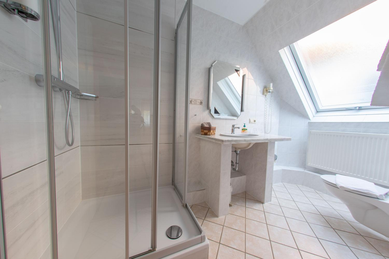 Others 4, Hotel Zum kuhlen Grunde, Minden-Lübbecke