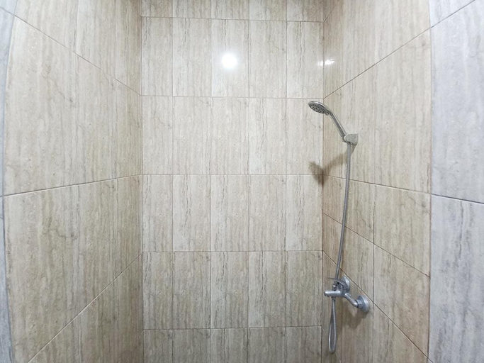 Bathroom 7