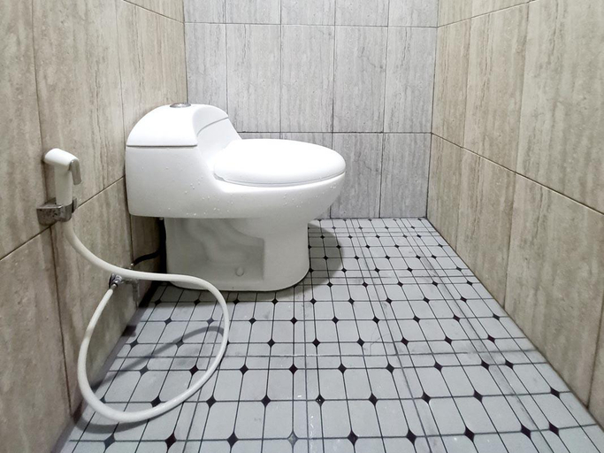Bathroom 4