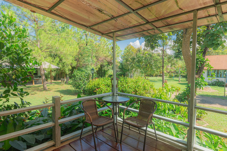 Public Area 2, Pai Flora Resort, Pai