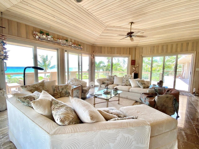 Others 5, Beachfront Beauty: Restored Villa With Pool