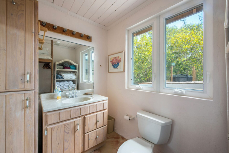 Bathroom 3, Pink Sands Retreat: Secluded Estate With Pool