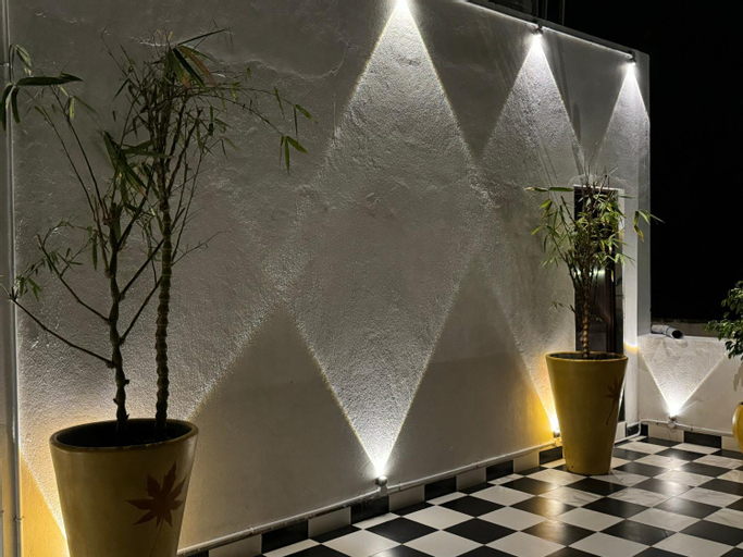 Food & Drinks, La Antilia Luxury - TIE Hotels & Resorts, Viluppuram