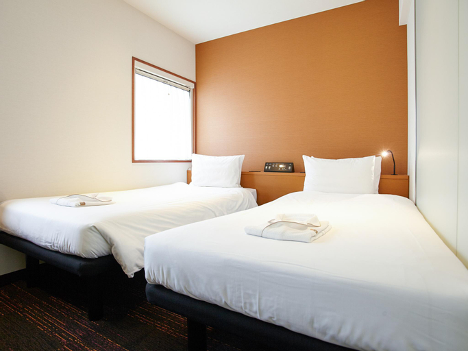 Bedroom 25