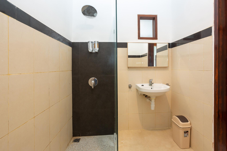 Bathroom 4