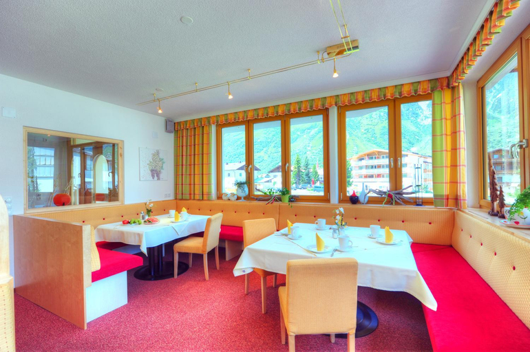 Others 5, Apart Garni Sonne, Landeck