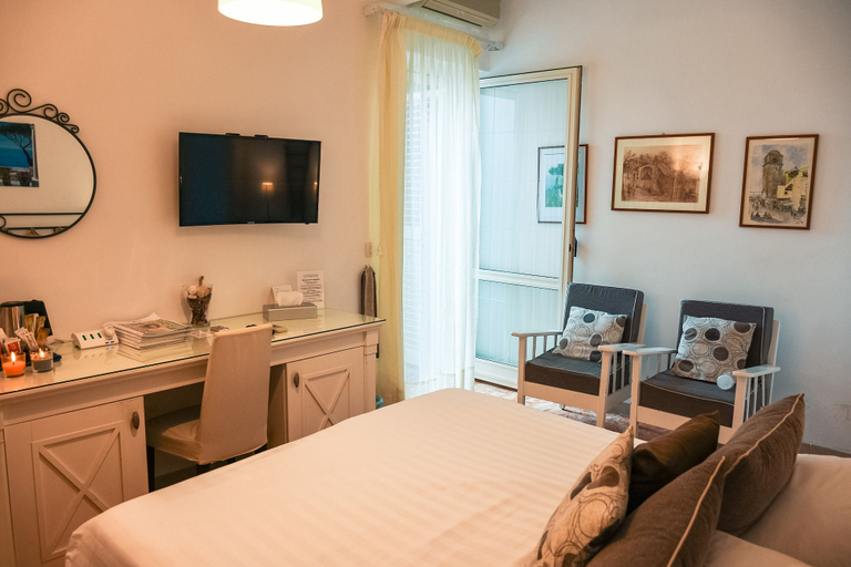 Bedroom 2, Hotel La Reginella, Napoli