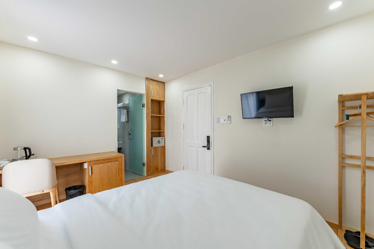 Bedroom 15