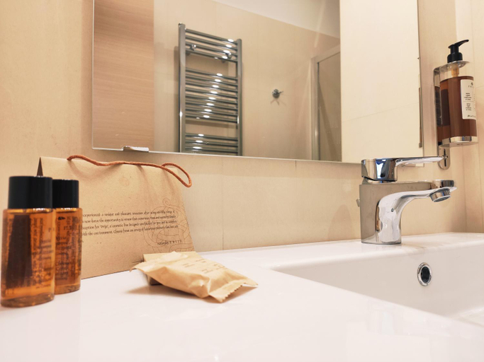 Bathroom 2, Luxury Suites Stay Inn Rome Experience, Rome