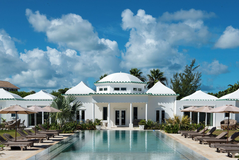 Sport & Beauty 4, Newly Built Luxury Villa On The Beach
