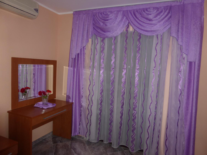 Others 3, Apartments Mara