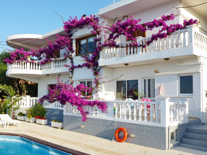 Exterior & Views 1, Rouladina Apt 5 in Stalos, Crete
