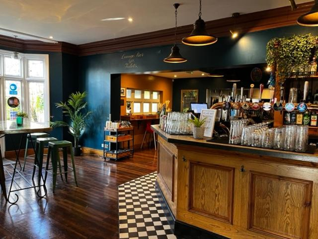 Food & Drinks 4, The Admiral Cunningham Hotel, Bracknell Forest