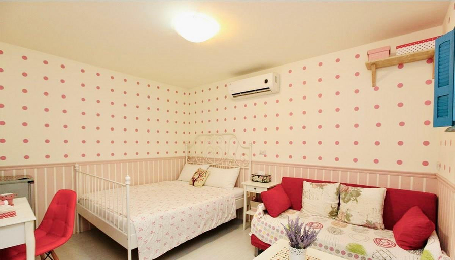 Nightmarket inn Night Market Small Apartment (Dot Room), Yilan