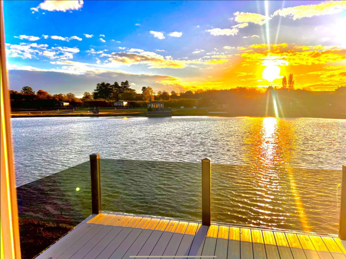 Sport & Beauty 2, Brackenborough Lakes Resort, Lincolnshire