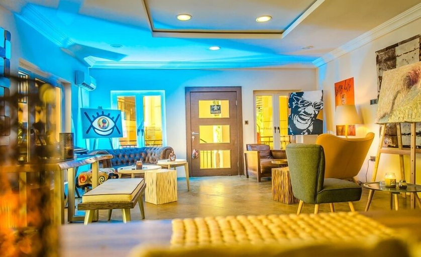 Food & Drinks 5, Cacid Hotels, Ungogo