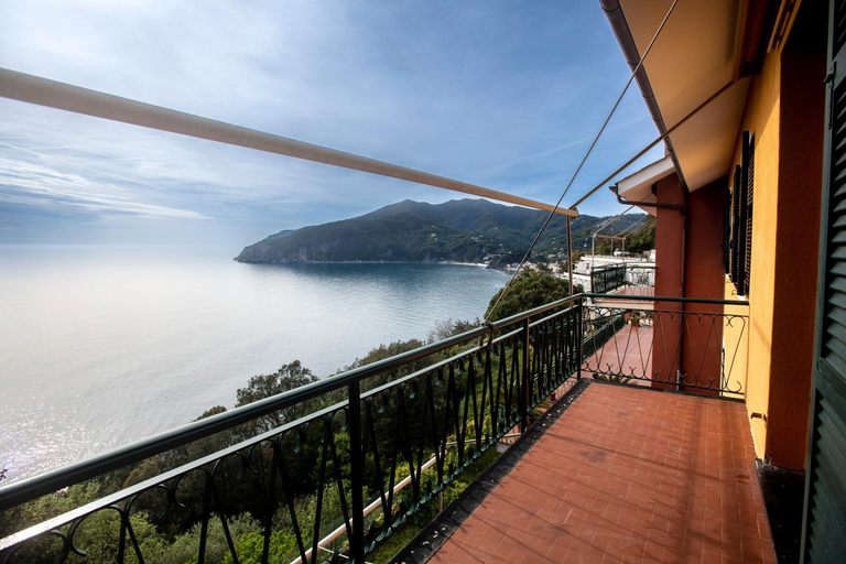 Exterior & Views 4, 081b) Historic Villa Il Vigneto 49, Sea view, Balcony, Free private parking, Genova