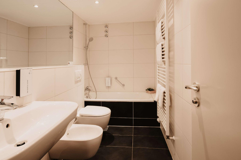 Bathroom 3