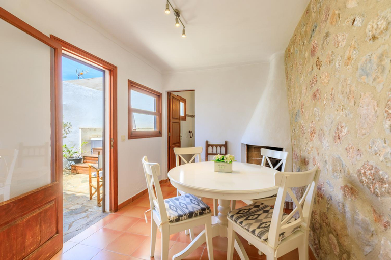 Others 4, Casa Torres, Baleares