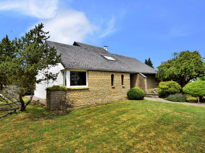 Holiday Home in Virton with swimming pool, Luxembourg