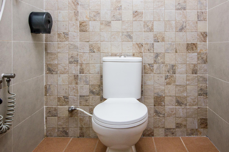 Bathroom 7