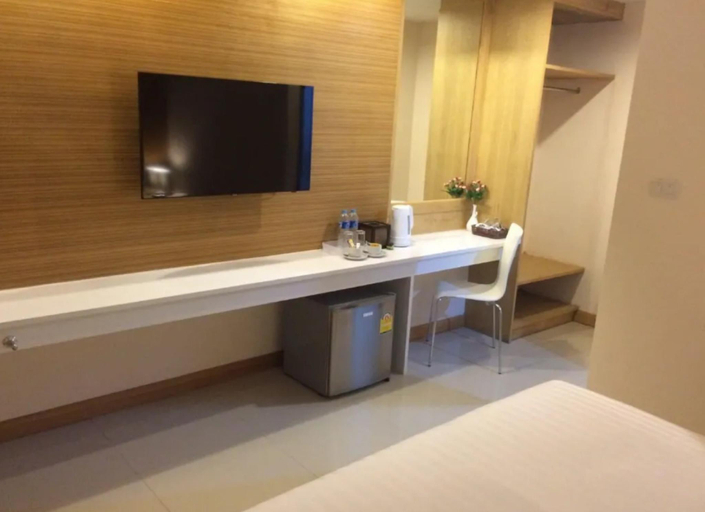 Bedroom 12