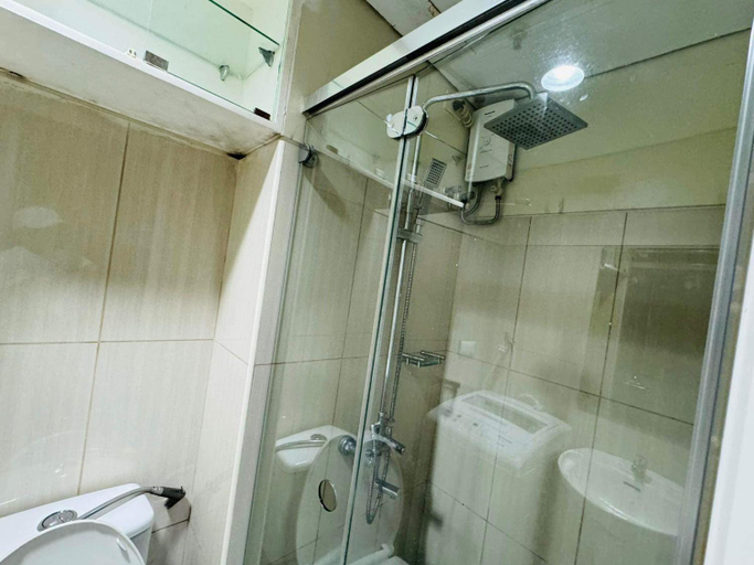 Bathroom 3, SHELL RESIDENCE C6 shortwalk MALL OF ASIA, Pasay City