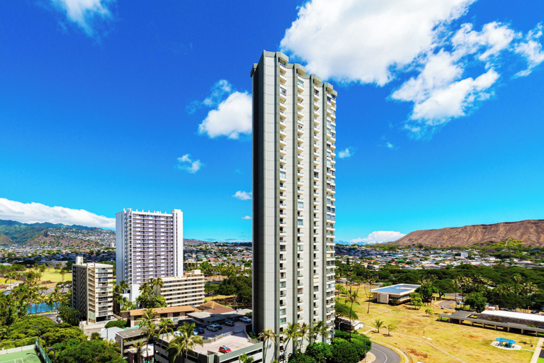 Exterior & Views 2, Waikiki Sunset Close to Beach with Parking, Honolulu