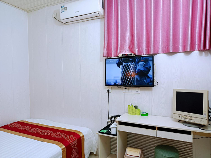 Bedroom 15