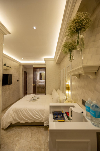 Bedroom 14