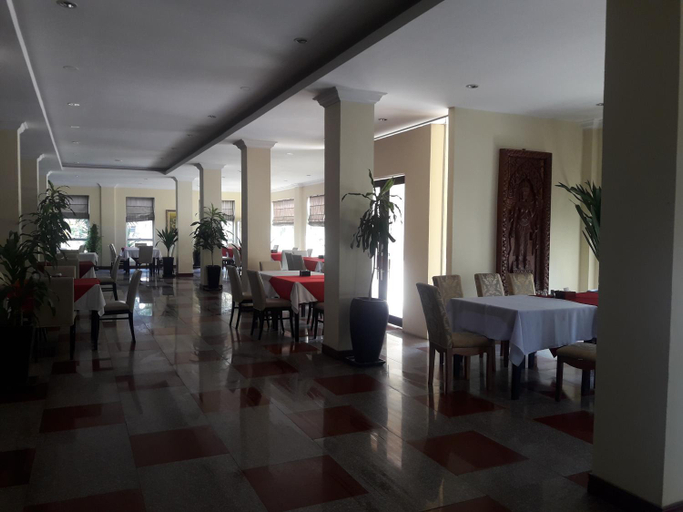 Food & Drinks, Stung Sangke Hotel, Svay Pao