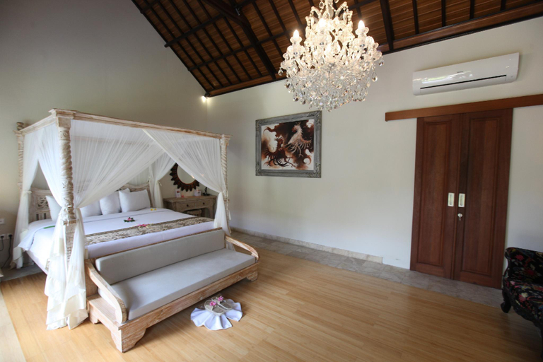 Bedroom 8