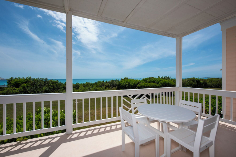 Others 5, Oceanfront Bliss: Newly Built Luxury Home With Sunset Views