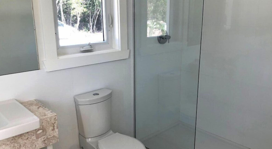 Bathroom 4, Oceanfront Elegance: New Home With Dock, Kayaks, And Pool