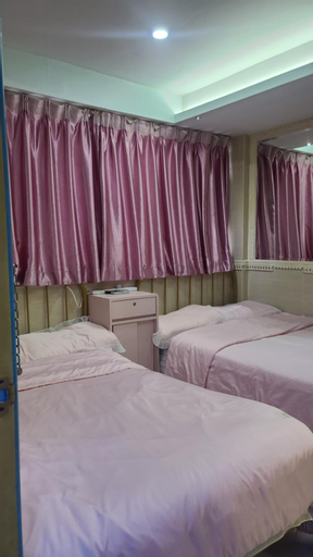 Bedroom 14