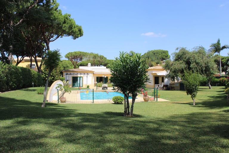 Others 3, The Pinewood Villa, Loulé